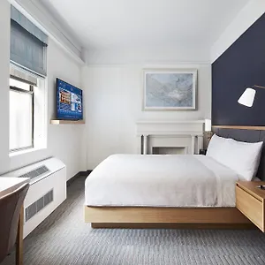 Hotel Club Quarters Times Square,