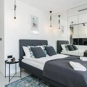  Apartament Mtp Bukowska By Renters Polska