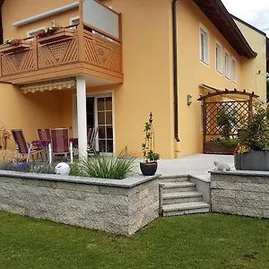 Claudia , Salzburg Austria